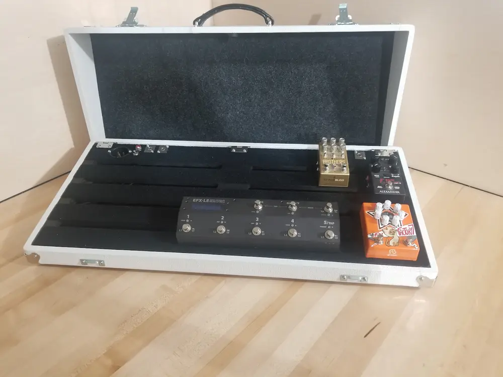 custom wood pedalboard, custom pedal board, small pedal board, pedal pad pedalboard, pedal pad by mks, nice, clean, fit, order, added, check, love, parts, included, find 